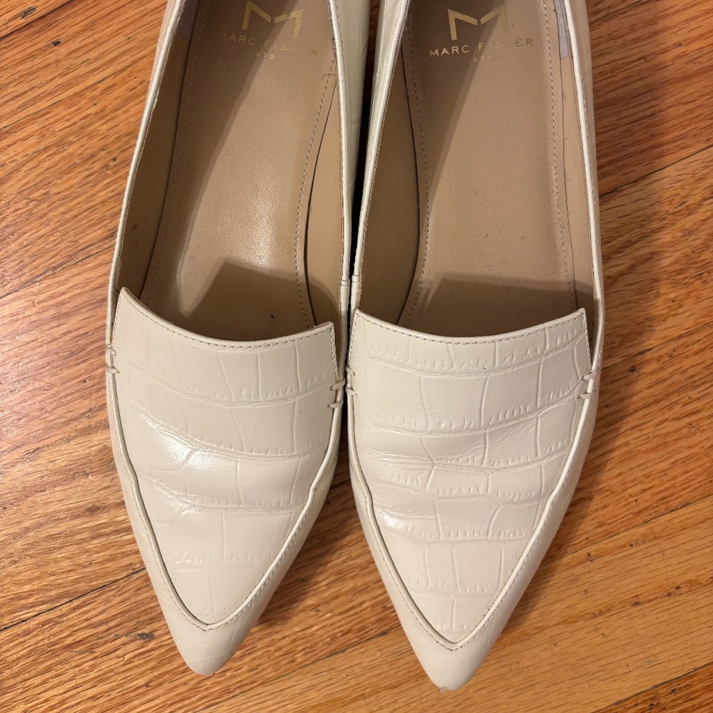 Marc Fisher Women Ml Zurri Loafers 6m White Leather Slip On Pointed